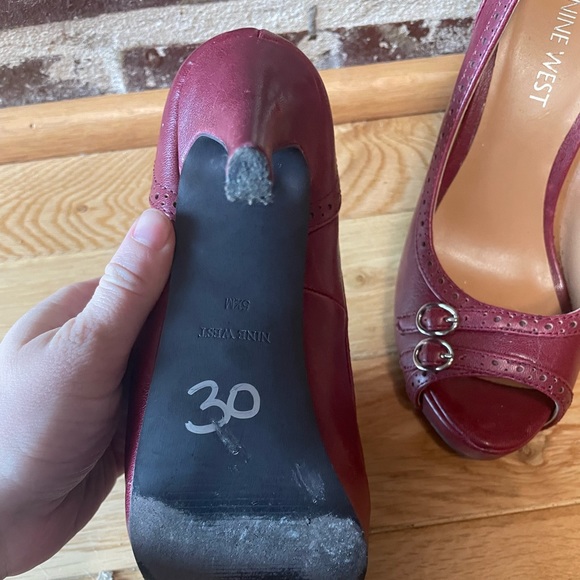 Nine West Size 5.5 high heels - Picture 4 of 4